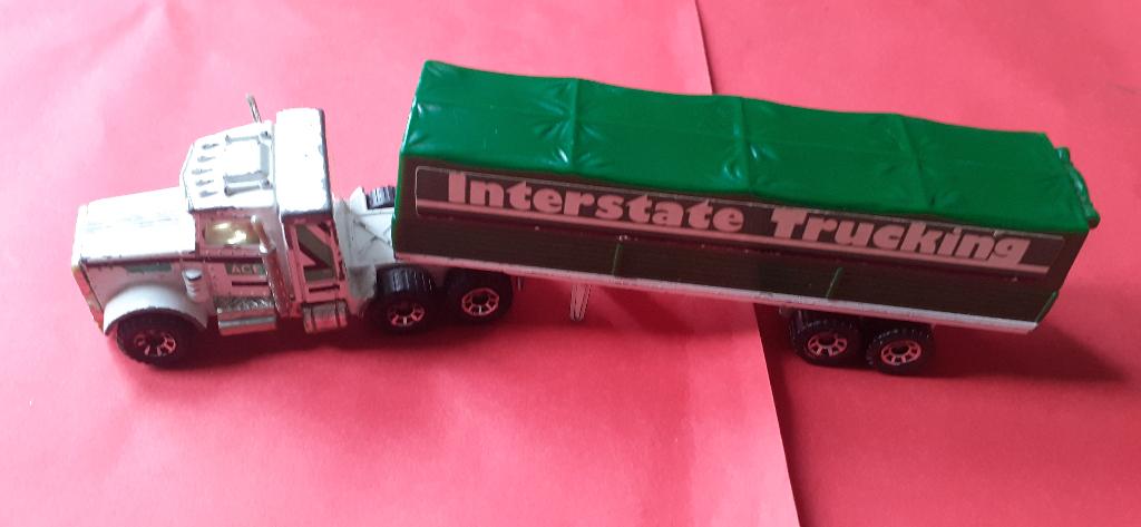 Matchbox Peterbilt Covered Truck (1982), Verzenden, Gebruikt, Bus of Vrachtwagen