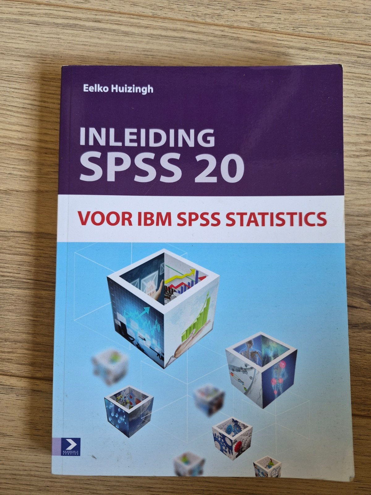 Inleiding SPSS 20, Ophalen of Verzenden, Zo goed als nieuw, Overige onderwerpen, Eelko Huizingh