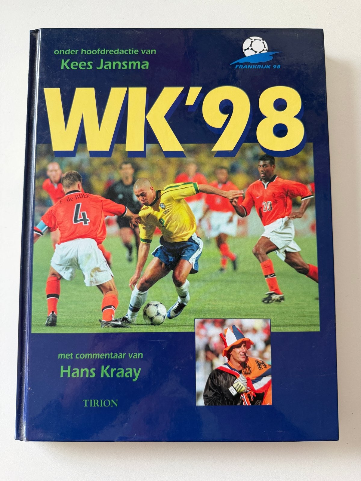 Boek voetbal WK 1998 Frankrijk - Kees Jansma, Ophalen of Verzenden, Gelezen, Balsport
