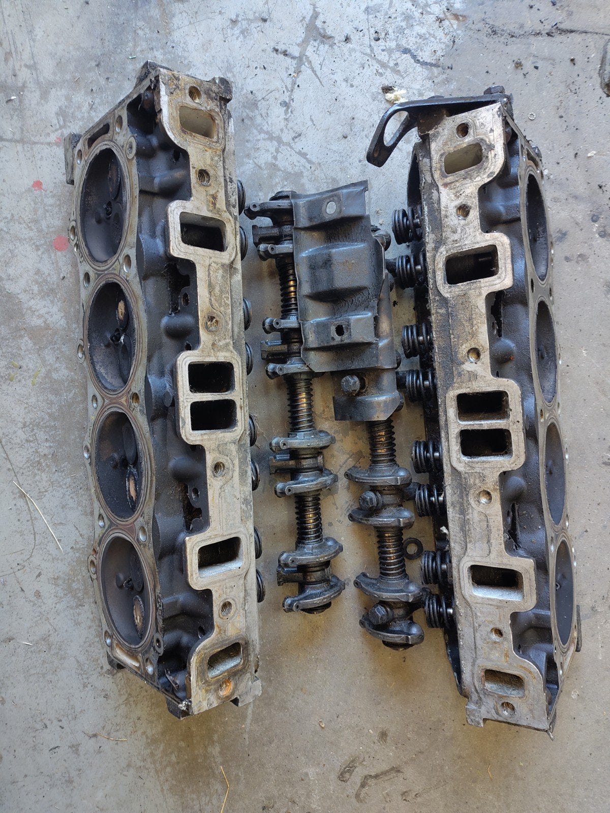 land rover v8 motor motorblok cilinder koppen ERC0216, Ophalen, Land Rover