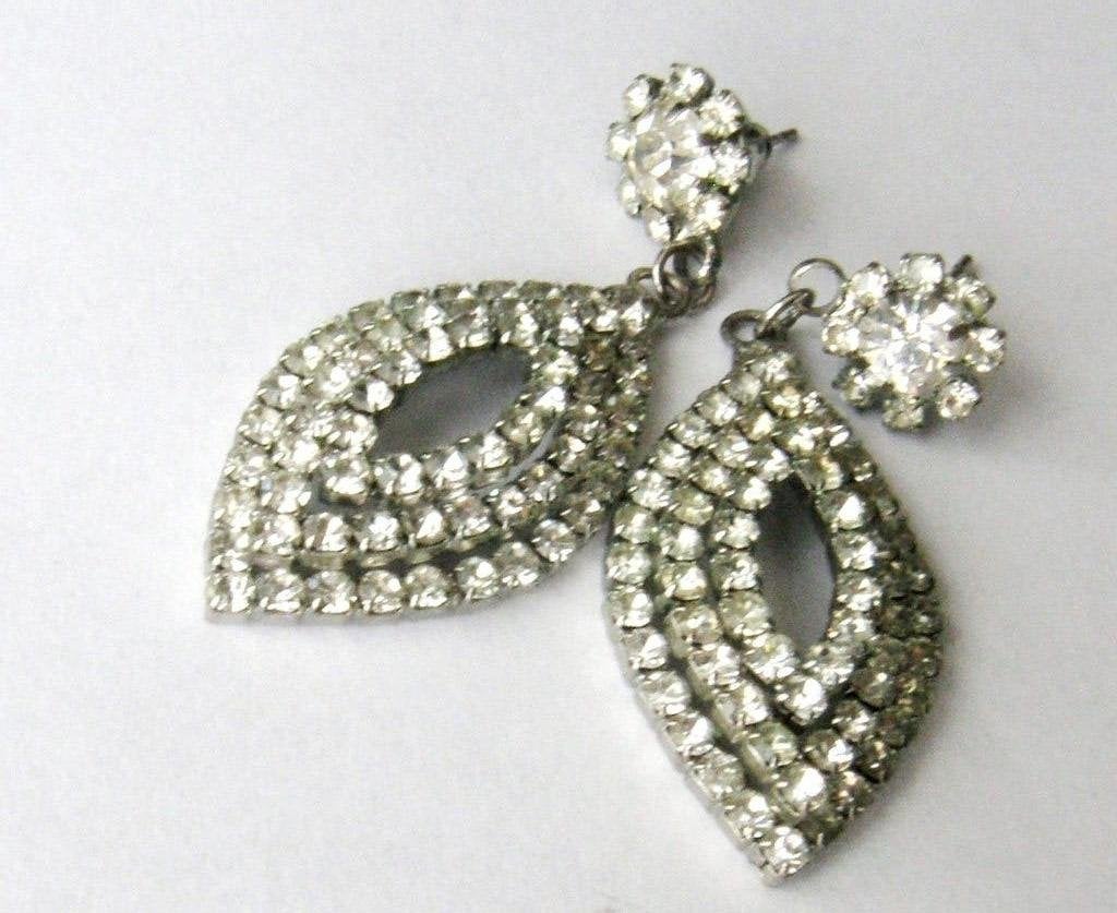 Prachtige lange Vintage oorbellen vol ingezet helder kristal, Verzenden, Knopjes of Stekers, Zilver, Glas