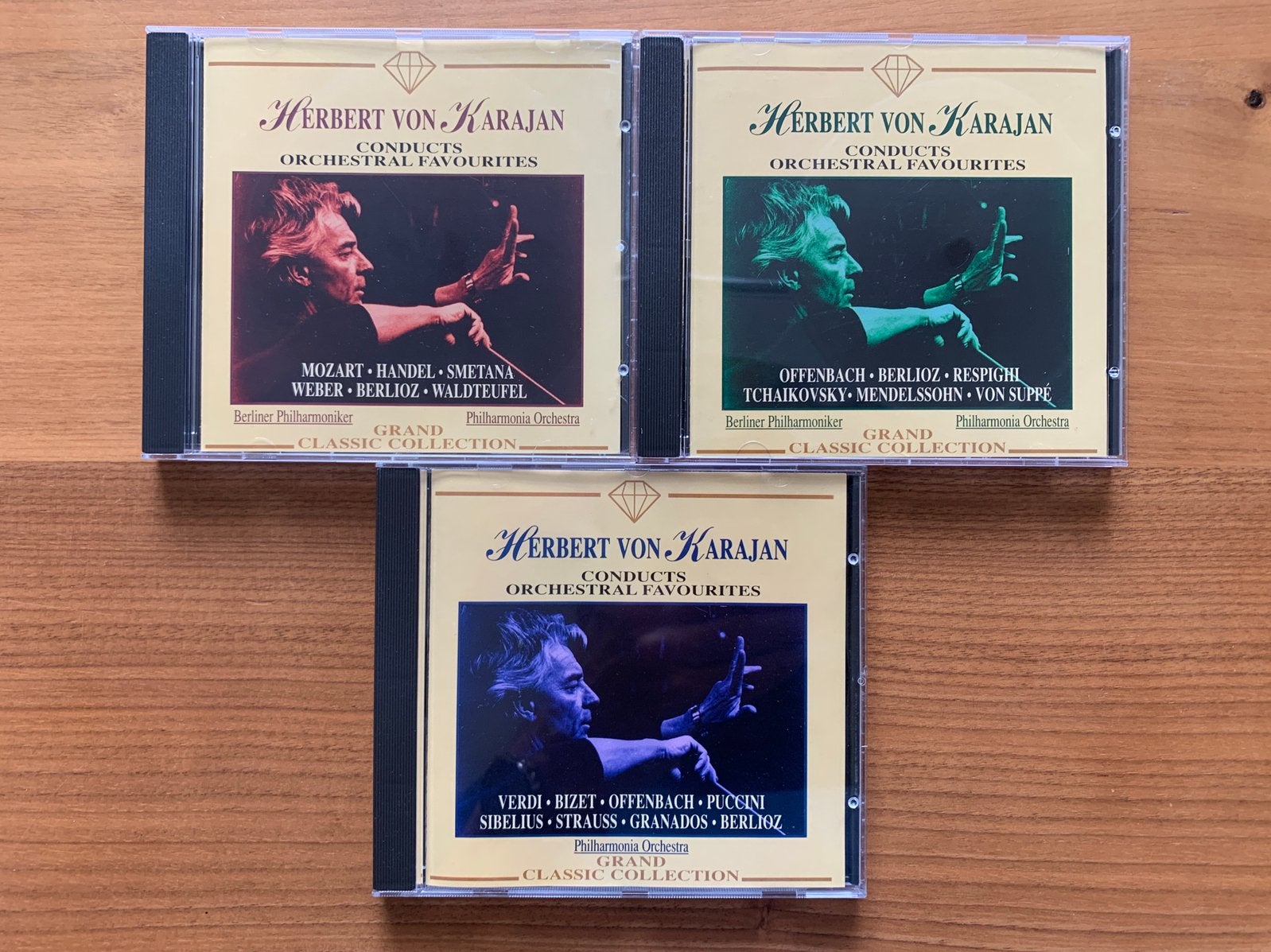 Herbert von Karajan conducts Orchestral Favourites (3CD), Symfonie, Overige componisten, Ophalen of Verzenden, Classicisme