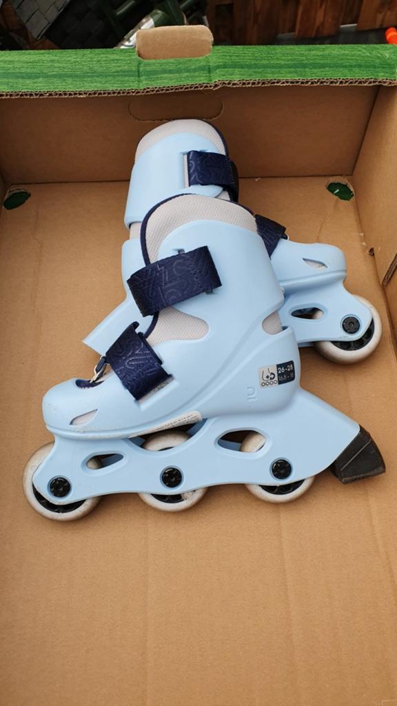 OXELO Kinderskates maat 26-28, Kinderen en Baby's, Speelgoed | Buiten | Rolschaatsen, Ophalen of Verzenden, Verstelbaar, Nieuw