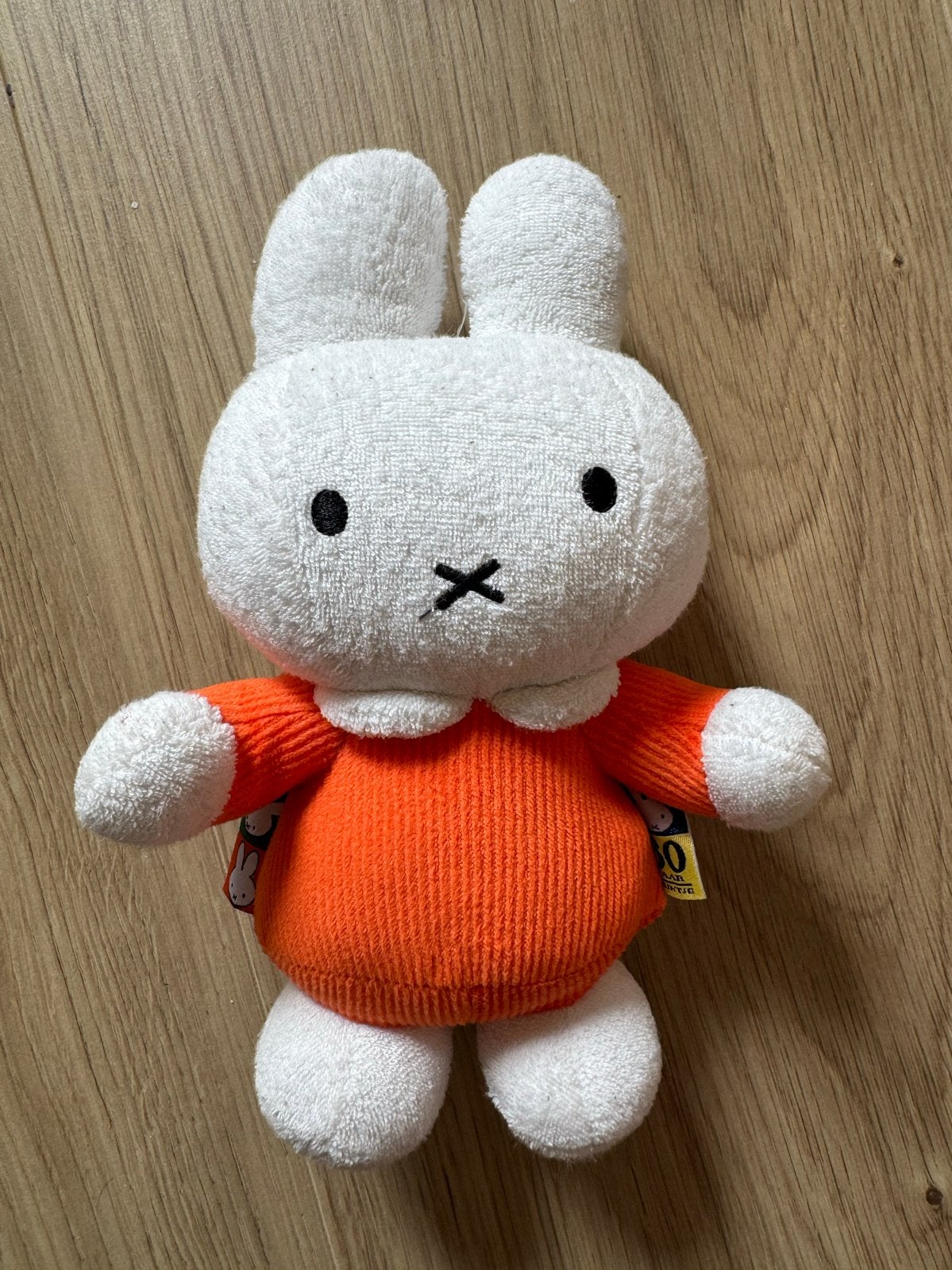 Nijntje 60 jaar knuffel oranje wit corduroy, Kinderen en Baby's, Speelgoed | Knuffels en Pluche, Oranje, Overige merken, Konijn