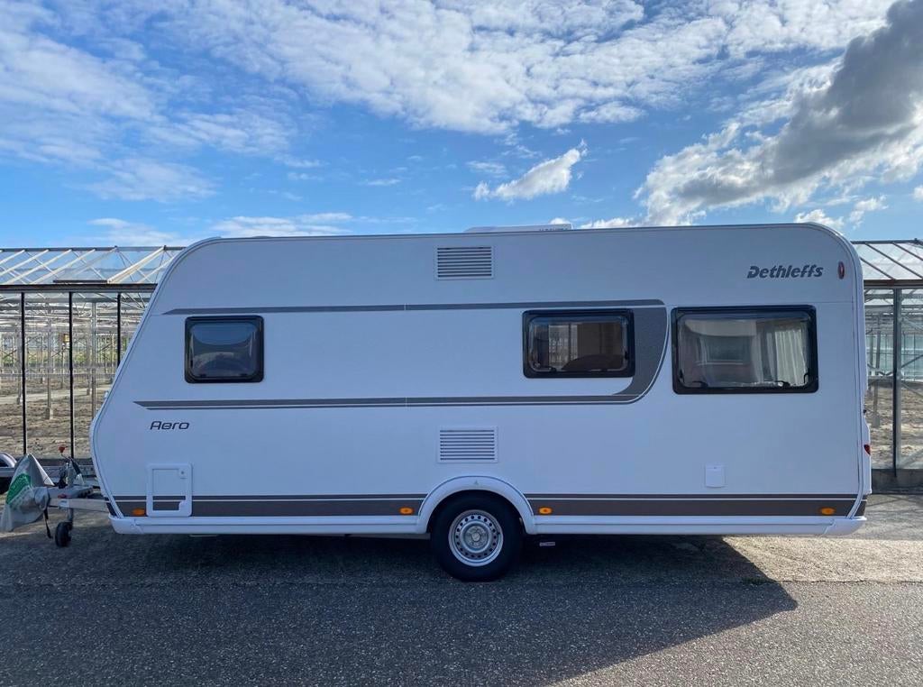 Dethleffs Aero 470FR, Rondzit, Frans bed, Particulier, Dethleffs
