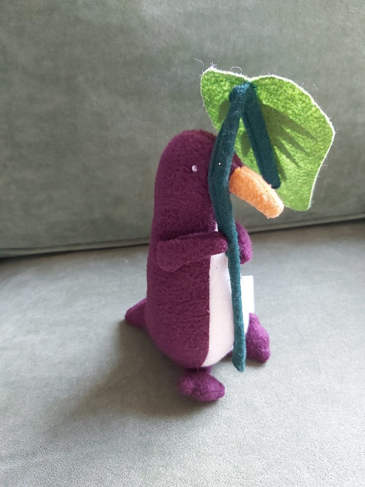 Trousselier Pinguïn Knuffel Paars met Blad - Nieuw met label, Paars, Pinguïn, Overige merken, Overige karakters