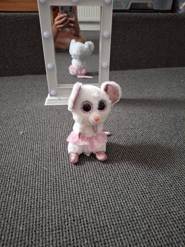 Knuffel, Ophalen, Muis, Gebruikt, Overige karakters