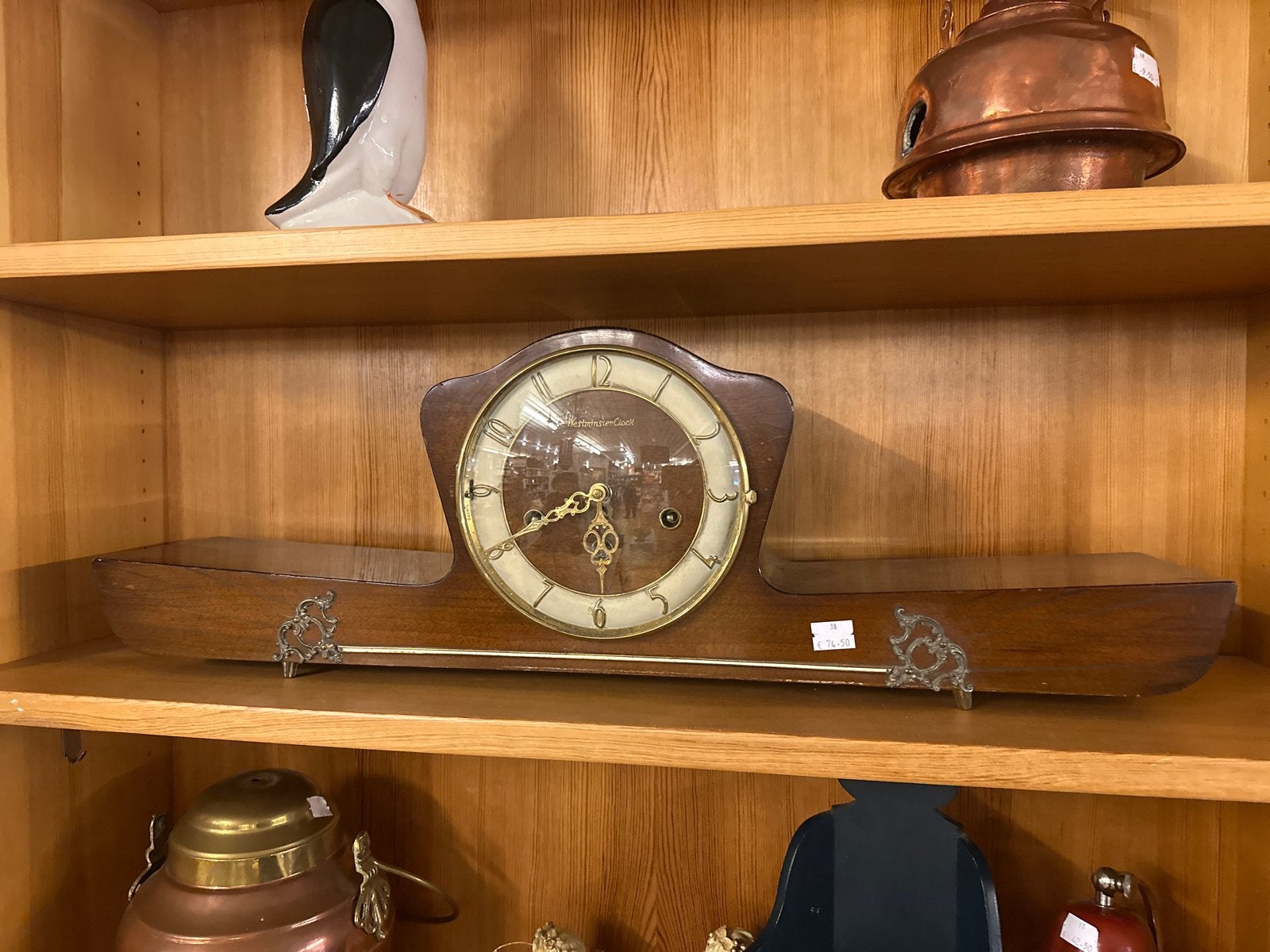 Antieke houten schouwklok met messing details, Ophalen