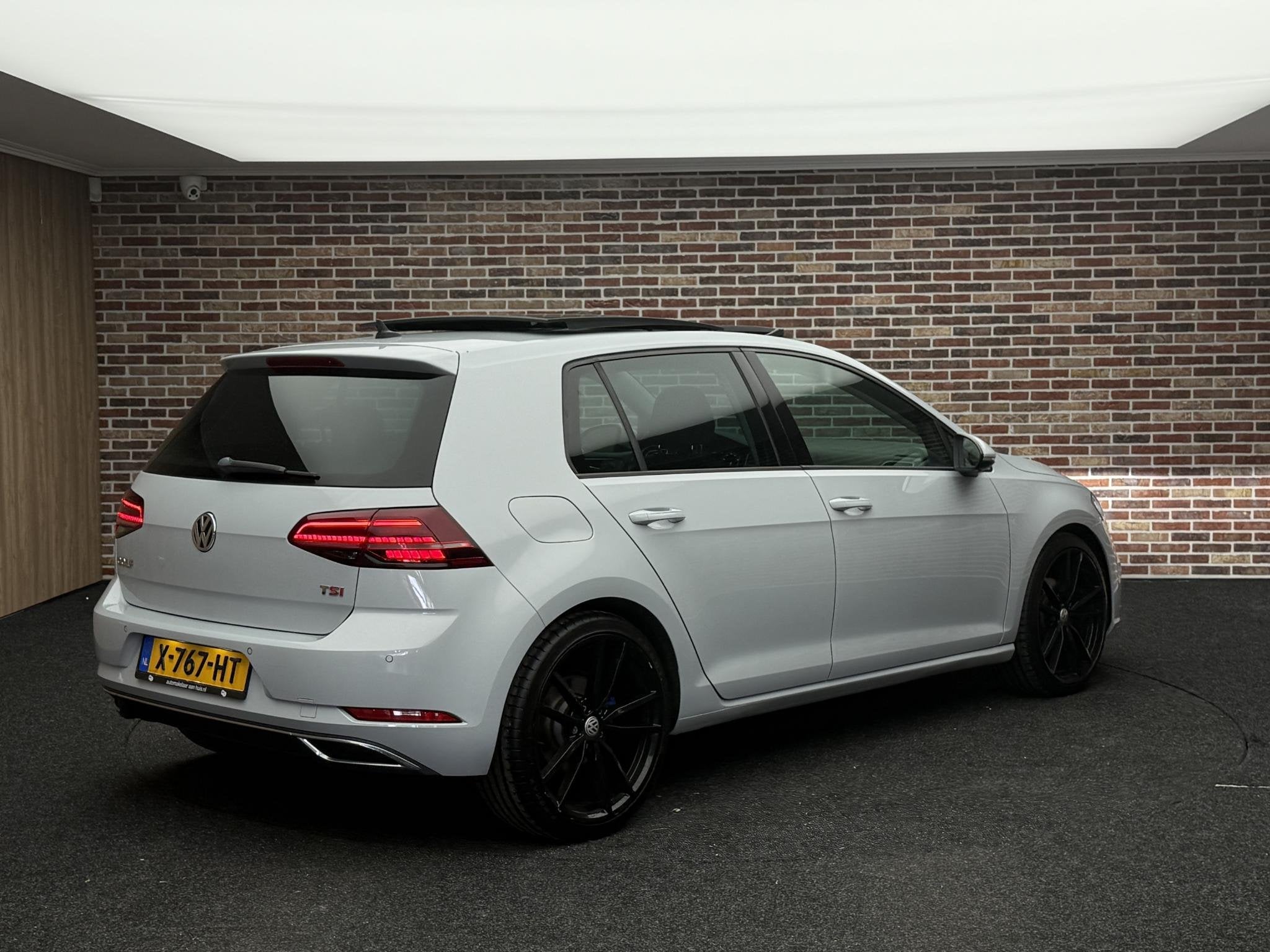 Volkswagen Golf 1.4 TSI Highline Pano, Virtueel Dash, Stoelv, Auto's, Gebruikt, 4 cilinders, 150 pk, Wit