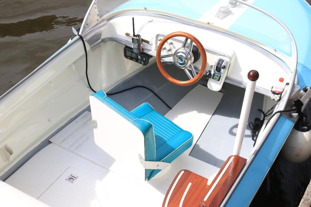 klassiek vintage retro Spiboot, Ophalen of Verzenden, Zo goed als nieuw, Aluminium, Omvormer