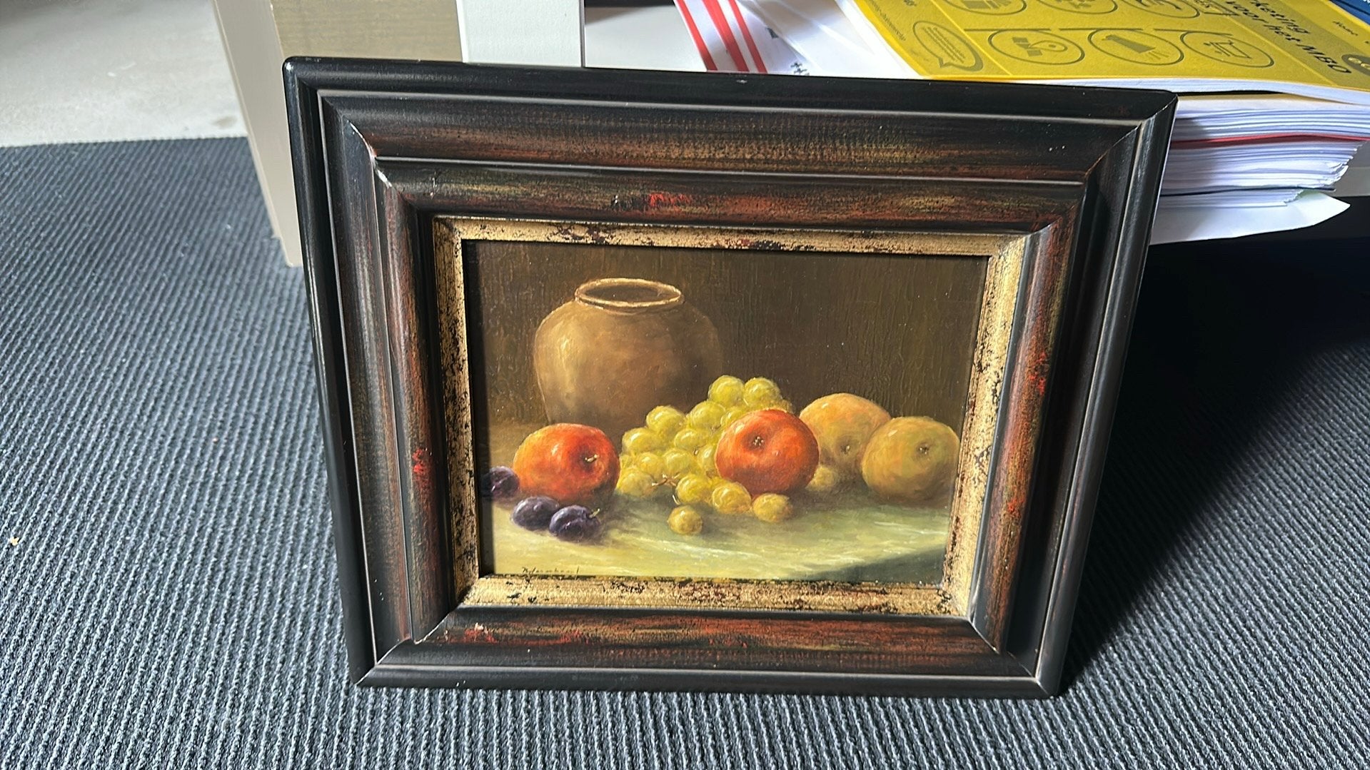 Te koop; klein klassiek schilderij fruit, Ophalen