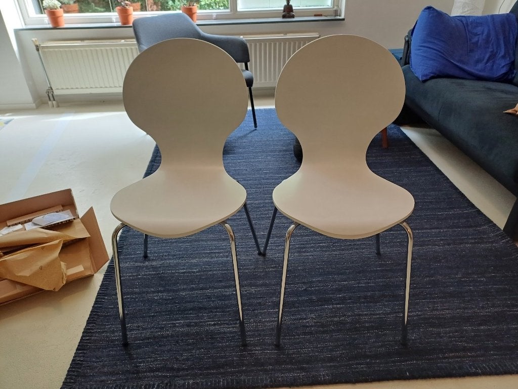 Twee witte vlinderstoelen in goede staat, Ophalen, Twee, Wit, Zo goed als nieuw