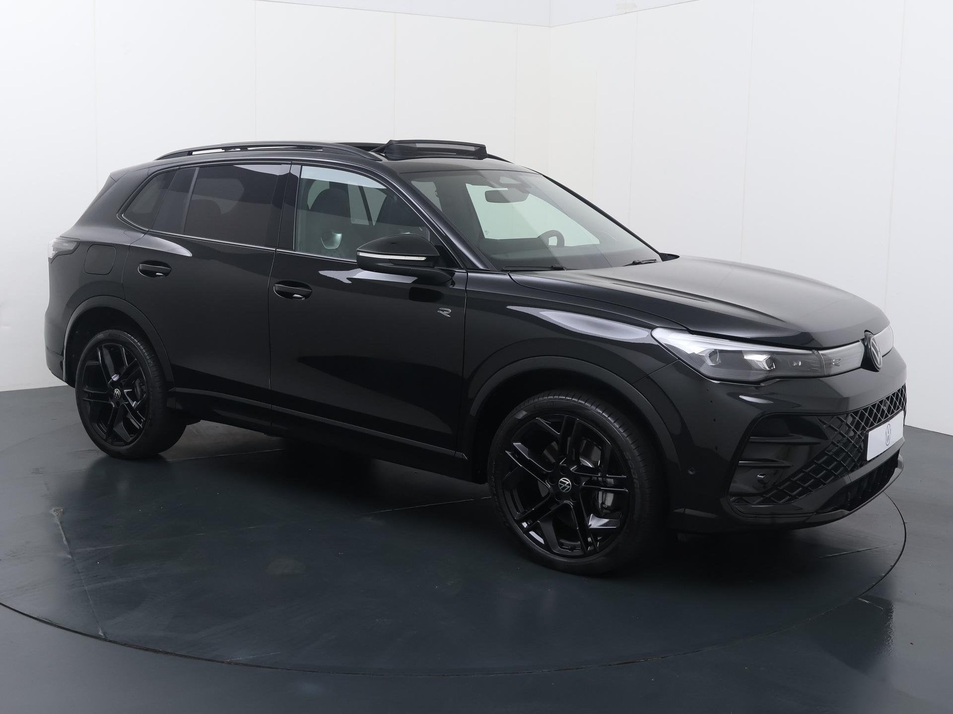 Volkswagen Tiguan 1.5 eHybrid R-Line Edition | 204 PK | SoH, 12 maanden, Stof, Euro 6, 150 min