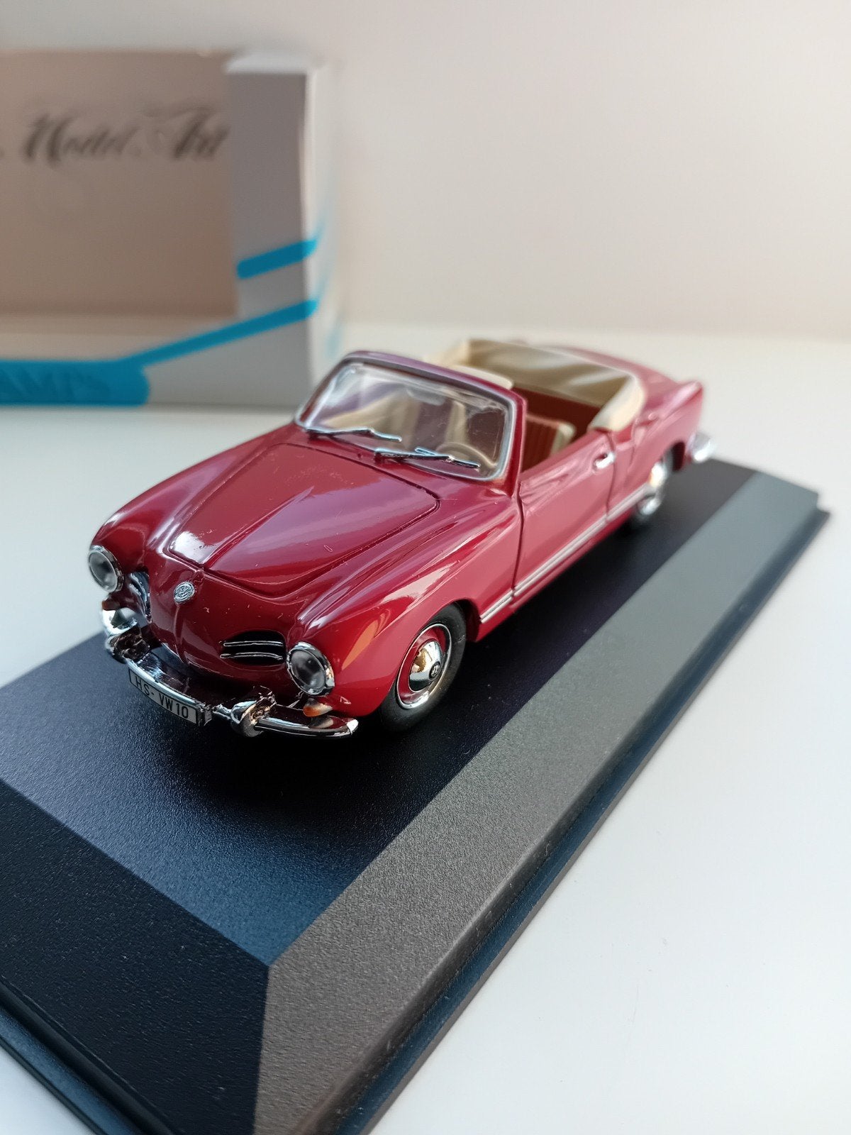 Minichamps VW Karmann Ghia Cabriolet, Ophalen of Verzenden, Zo goed als nieuw, Auto, MiniChamps
