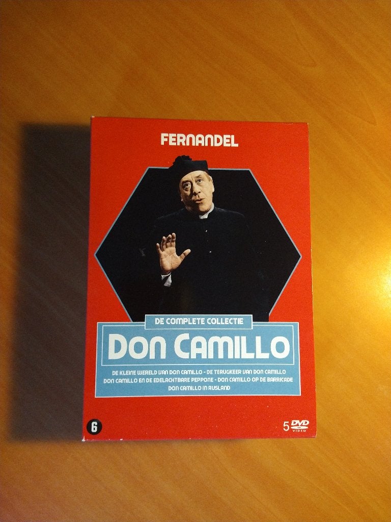 5-DVD box Don Camillo (Fernandel), Nederlands, Romantische komedie, Ophalen of Verzenden, Zo goed als nieuw