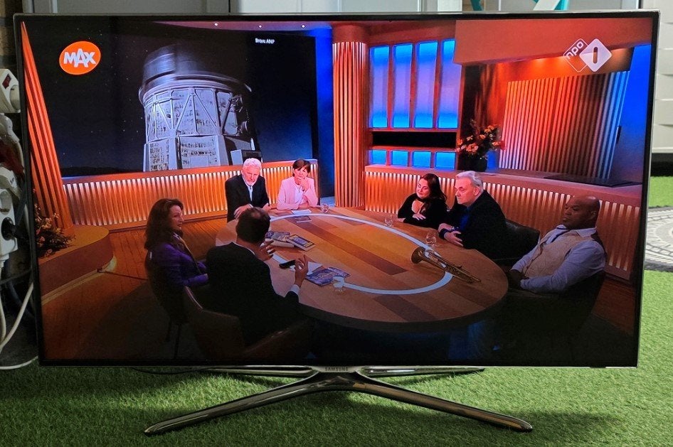 Samsung 40 inch Smart TV Onderkant Iets donker, Ophalen