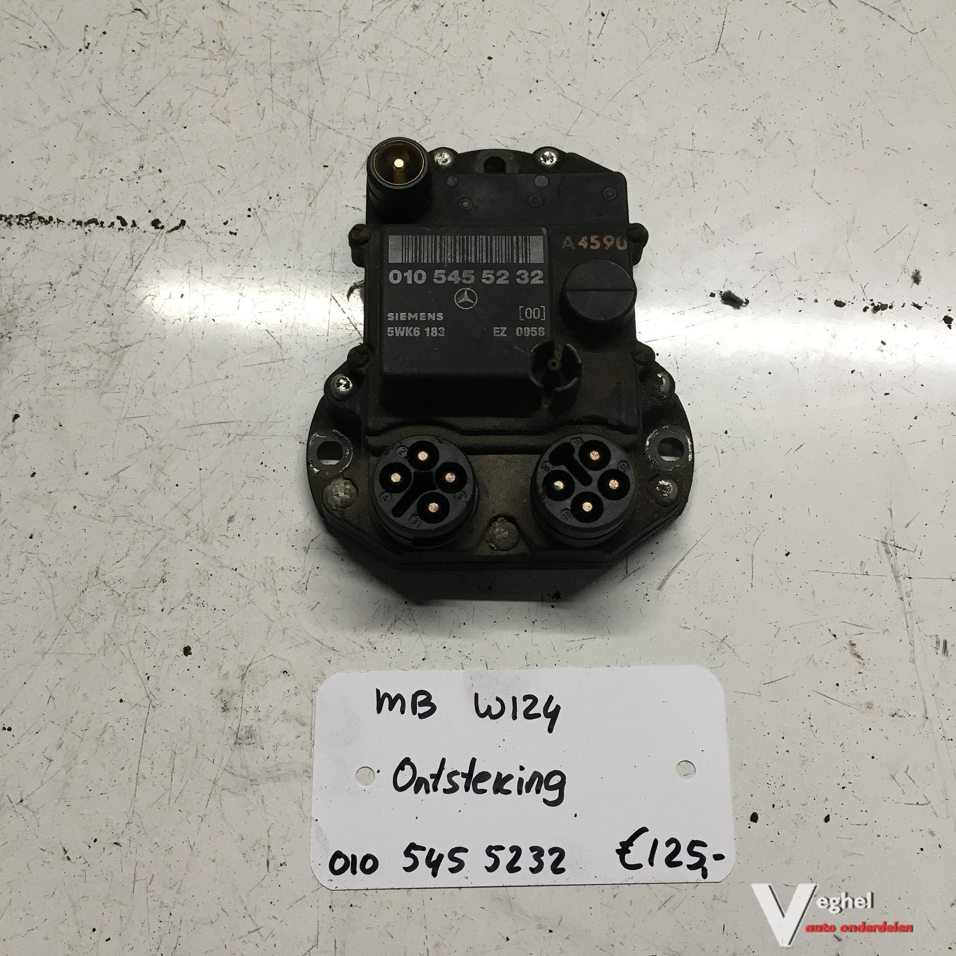 Mercedes W124  Onstekingsmodule 010 545 5232