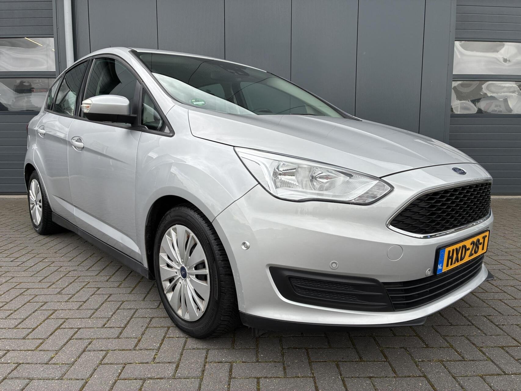 Ford C-Max 1.0 EcoBoost 125 PK Trend | AIRCO | 59000 KM!, Auto's, Voorwielaandrijving, Gebruikt, USB, Handgeschakeld
