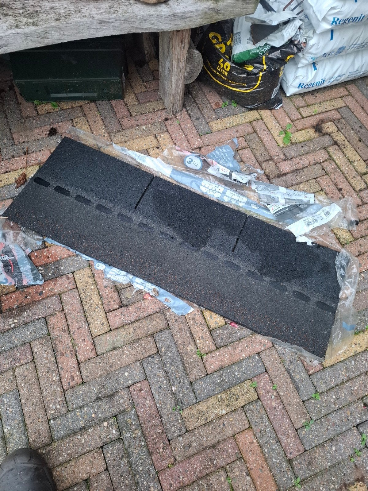 Gratis  Dakshingles  5 stuks, Ophalen, Overige materialen, Zwart, Nieuw