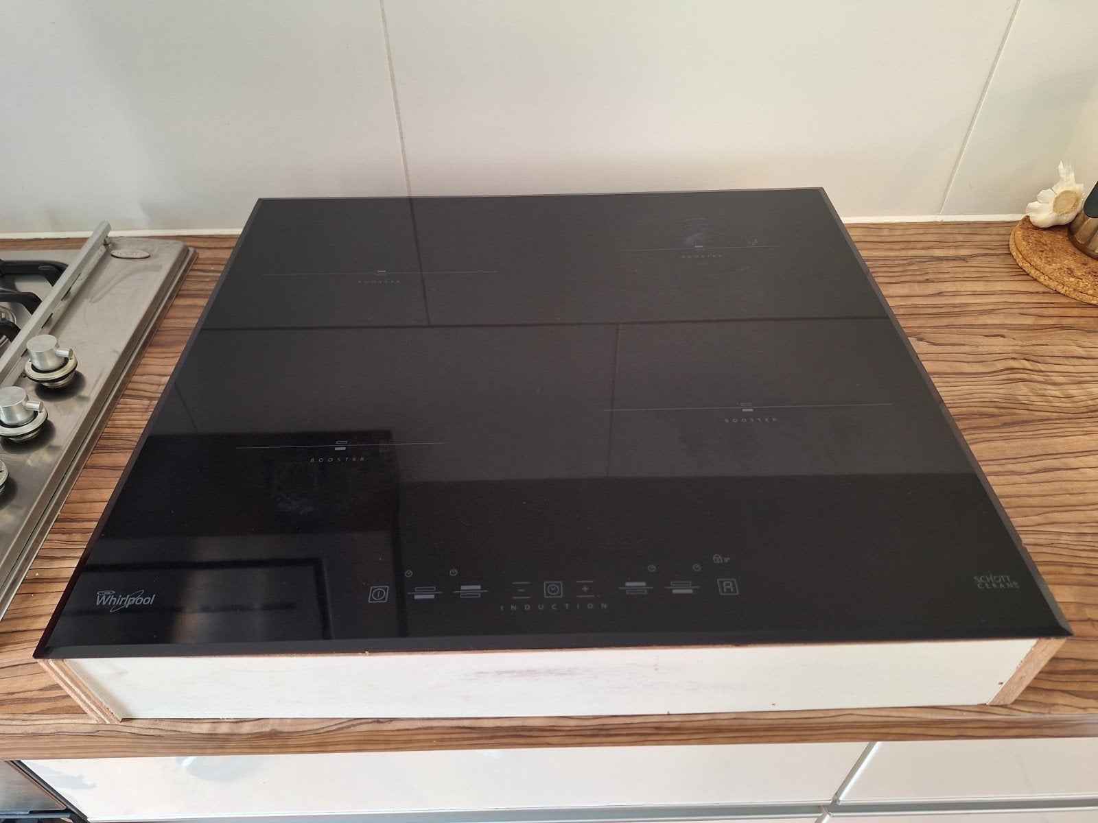 Inductiekookplaat Whirlpool ACM 750/BA met losse ombouw, Witgoed en Apparatuur, Ophalen, Gebruikt, 4 kookzones, Inductie