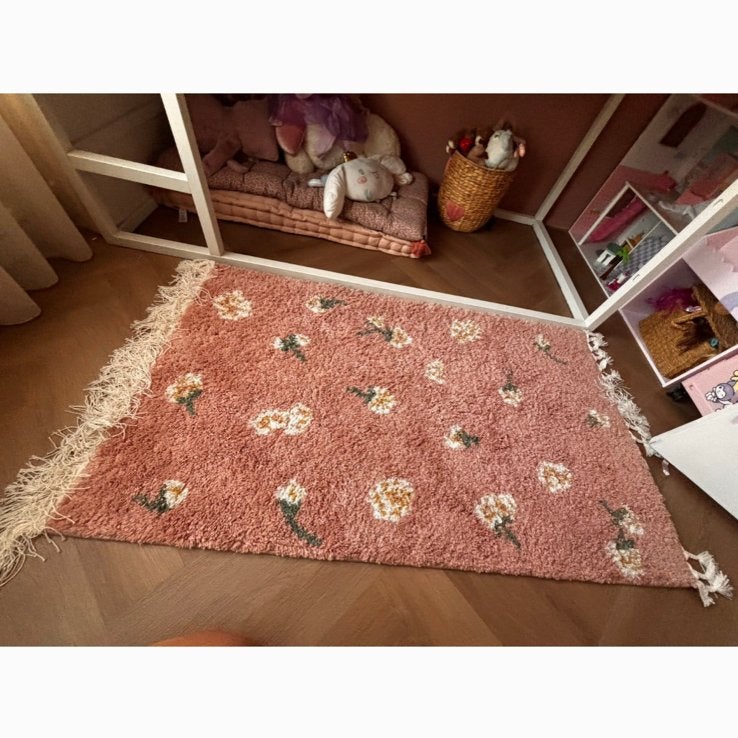 Rugvista tapijt met bloemenpatroon, Huis en Inrichting, Gebruikt, 100 tot 150 cm, 200 cm of meer, Ophalen of Verzenden