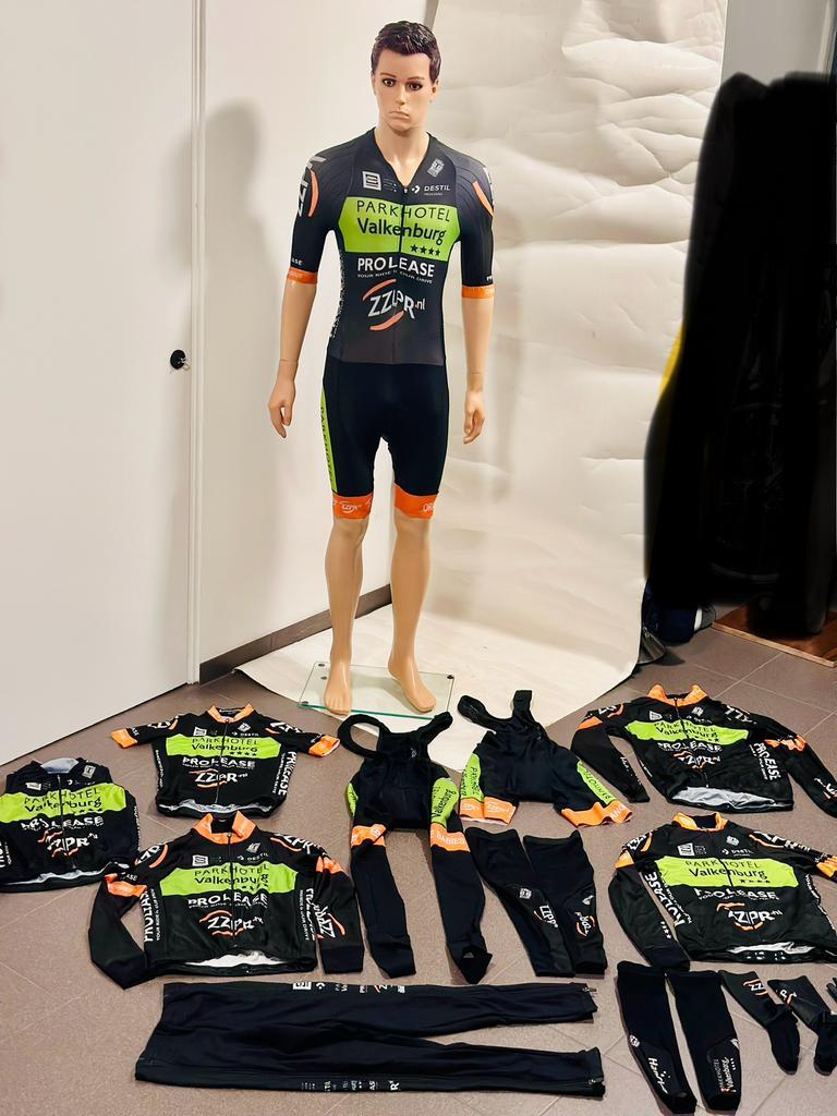 wielrenpak snelpak wielrenjasje wielenbroek wielrenshirt, Fietsen en Brommers, Fietsaccessoires | Fietskleding, S, Heren, Ophalen of Verzenden