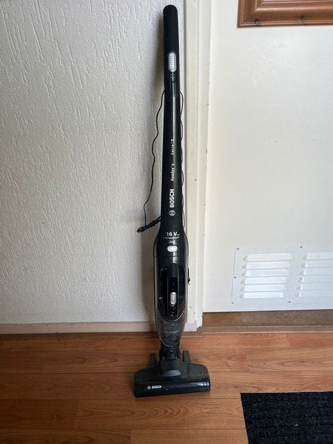 Bosch steelstofzuiger readyy'y serie 2, Ophalen, Gebruikt, Bosch, Reservoir