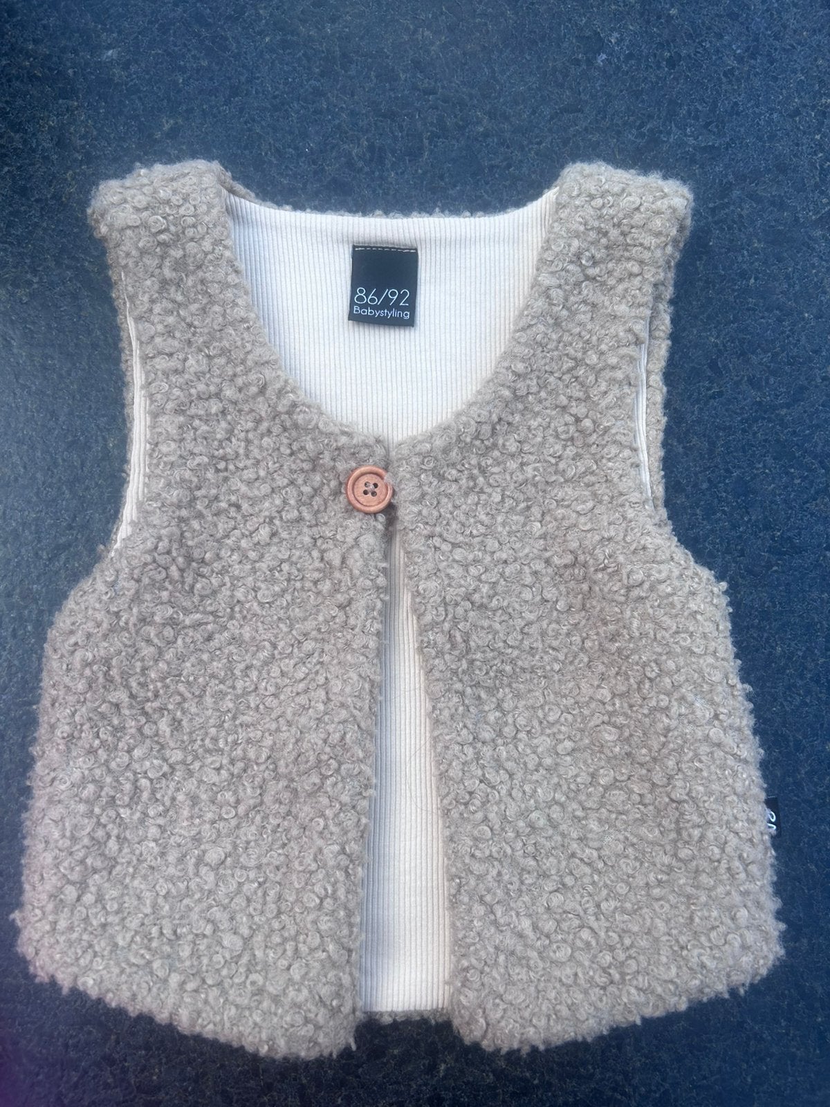Babystyling gilet, Kinderen en Baby's, Babykleding | Maat 86, Ophalen of Verzenden, Zo goed als nieuw, Meisje, Truitje of Vestje