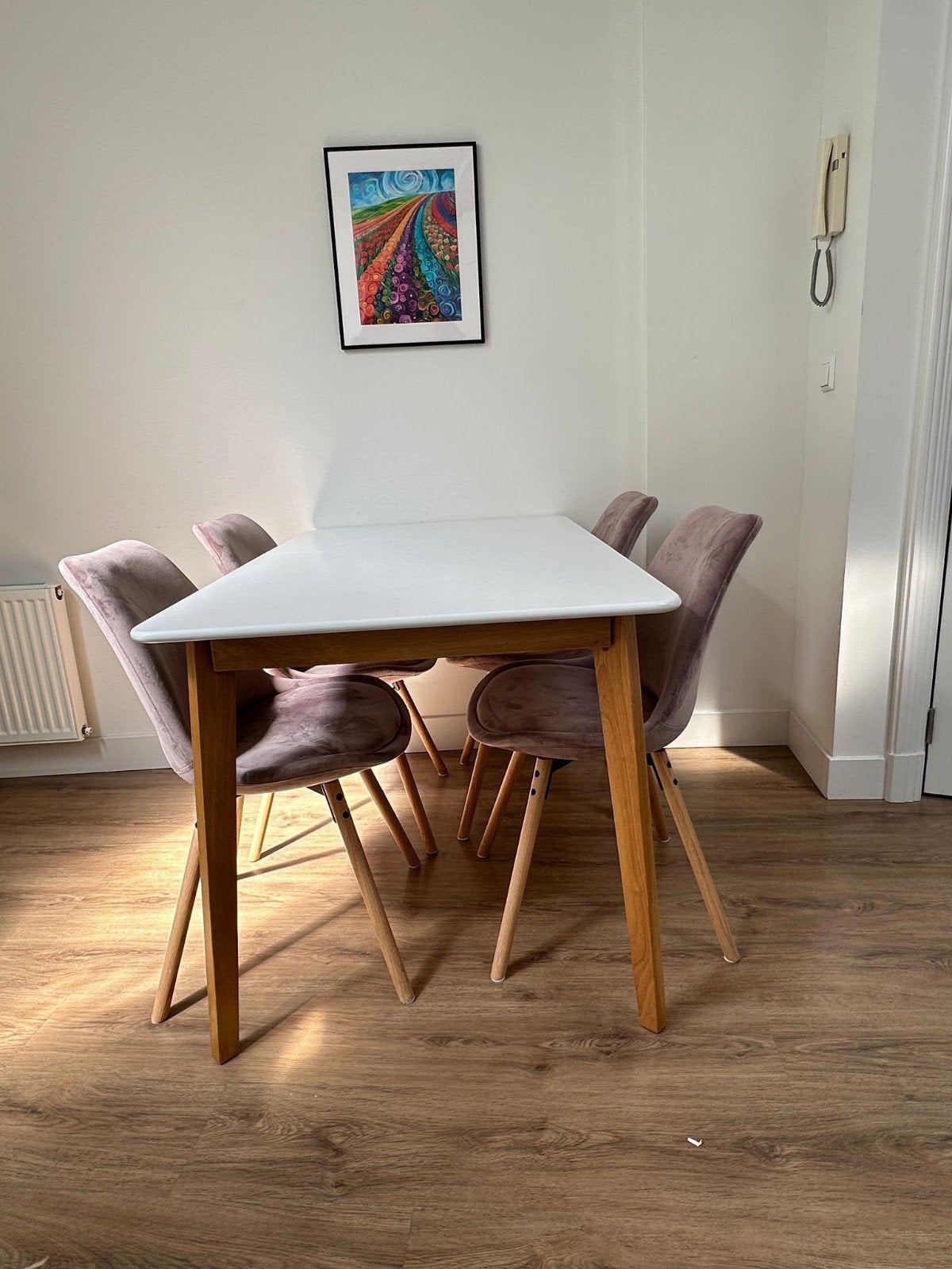 Eettafel met 4 stoelen - JYSK, Ophalen, 100 tot 150 cm, Overige materialen, 50 tot 100 cm