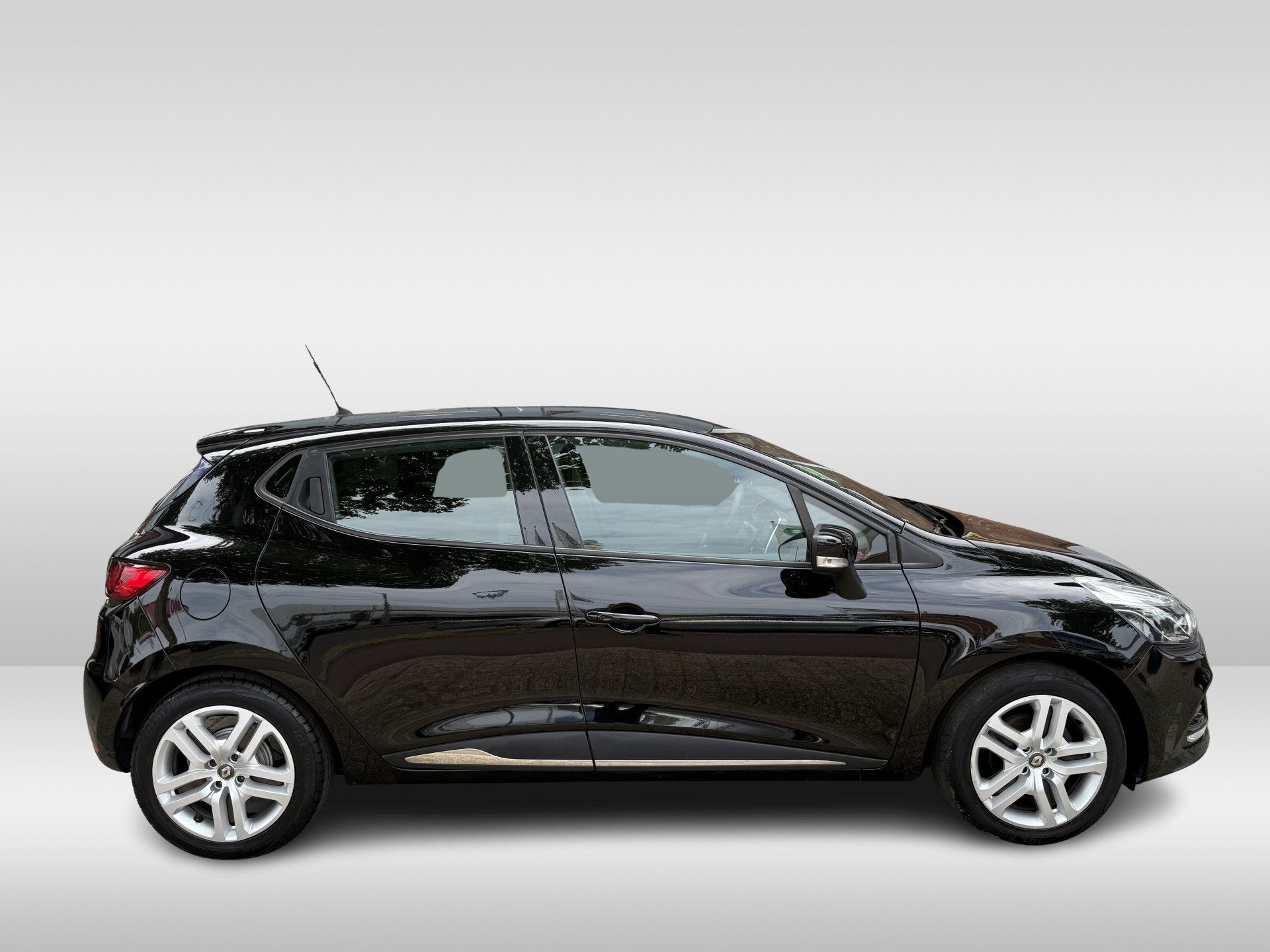 Renault Clio 0.9 TCe Zen | airco | elektrische ramen | cruis, Voorwielaandrijving, 898 cc, Stof, Gebruikt