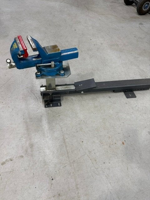 bankschroef, Ophalen, Zo goed als nieuw, Minder dan 70 cm, Bankschroef