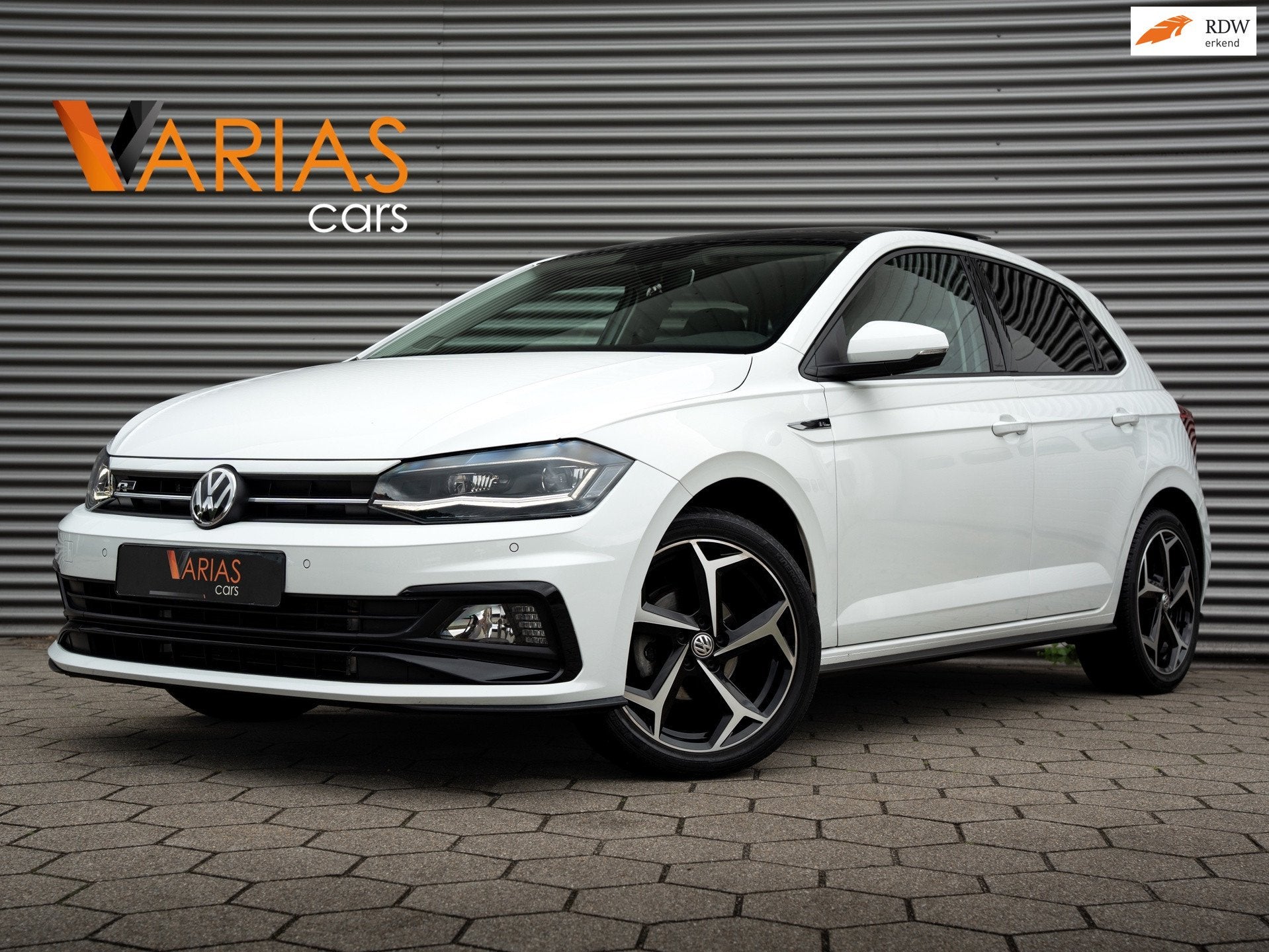 Volkswagen Polo 1.0 TSI Highline Business R Pano Camera Navi, Stof, Gebruikt, 95 pk, Wit