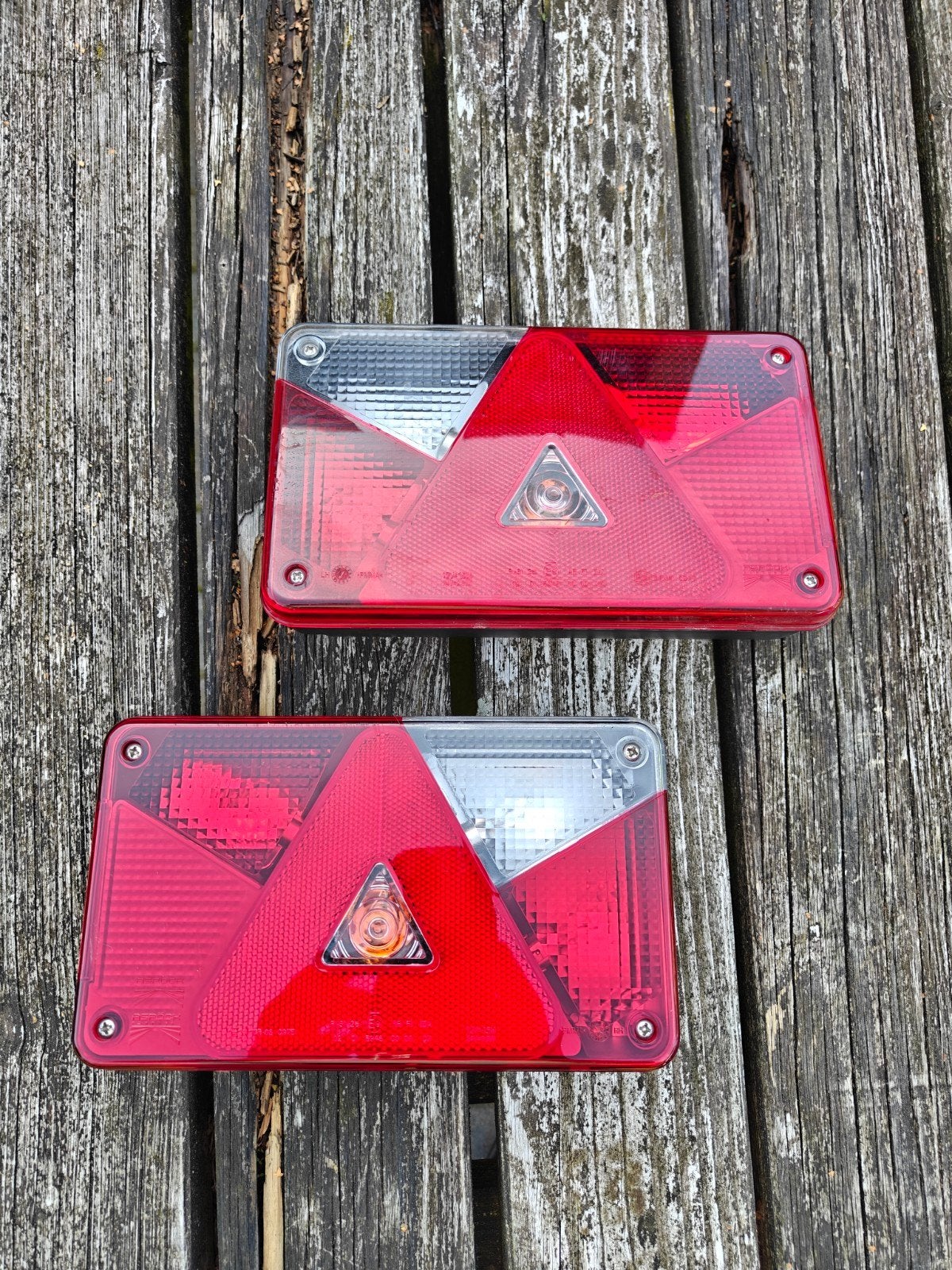 Aspöck Multipoint V Achterlichten Set (Links & Rechts), Ophalen, Gebruikt, Universele onderdelen