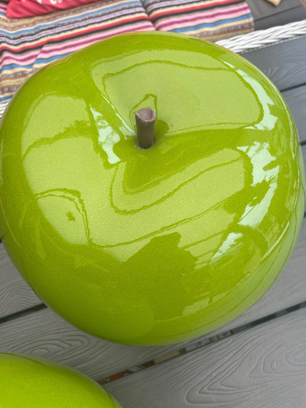 Decoratieve appels van porselein keramiek - 25 cm, Ophalen, Zo goed als nieuw, Groen, Steen/keramiek