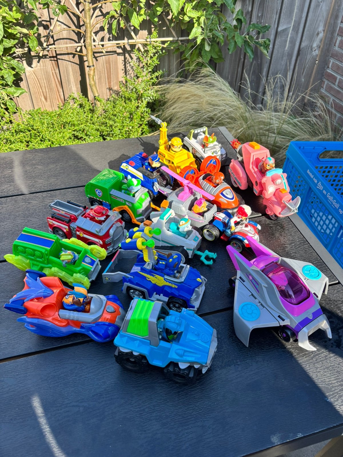 15 Paw Patrol-voertuigen – compleet met pups, Ophalen of Verzenden, Gebruikt