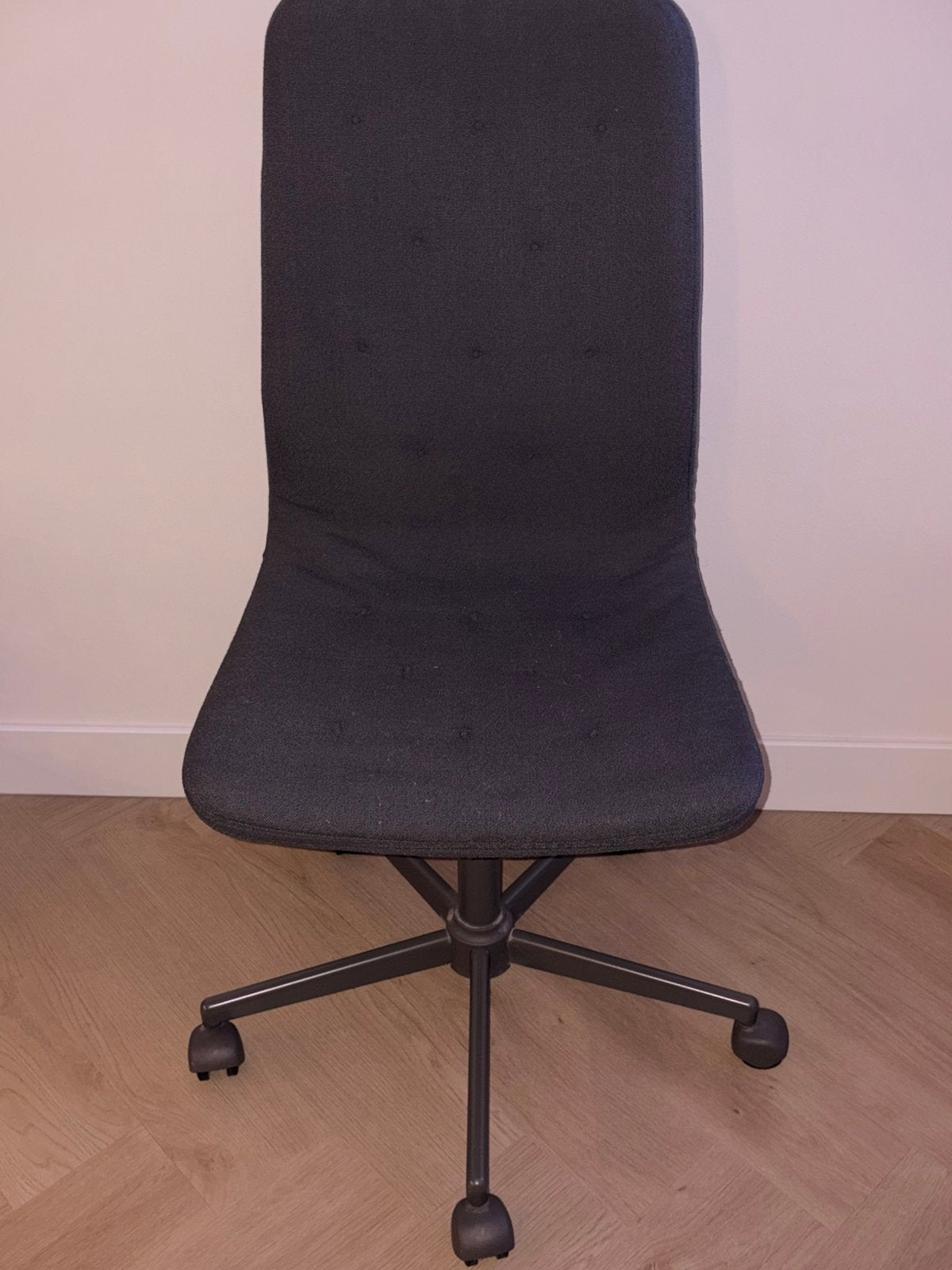 De IKEA MULLFJÄLLET Bureaustoel !
