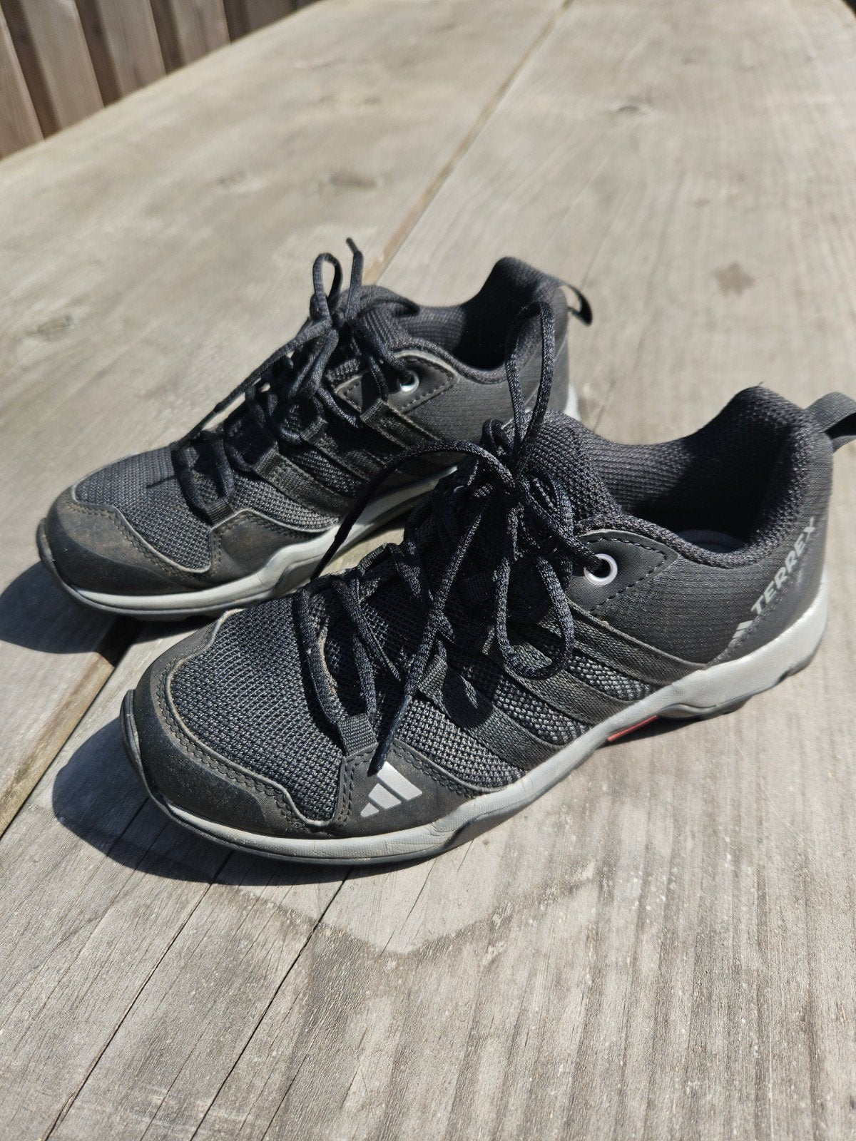 Adidas Terrex wandelschoen maat 33, Ophalen, Jongen of Meisje
