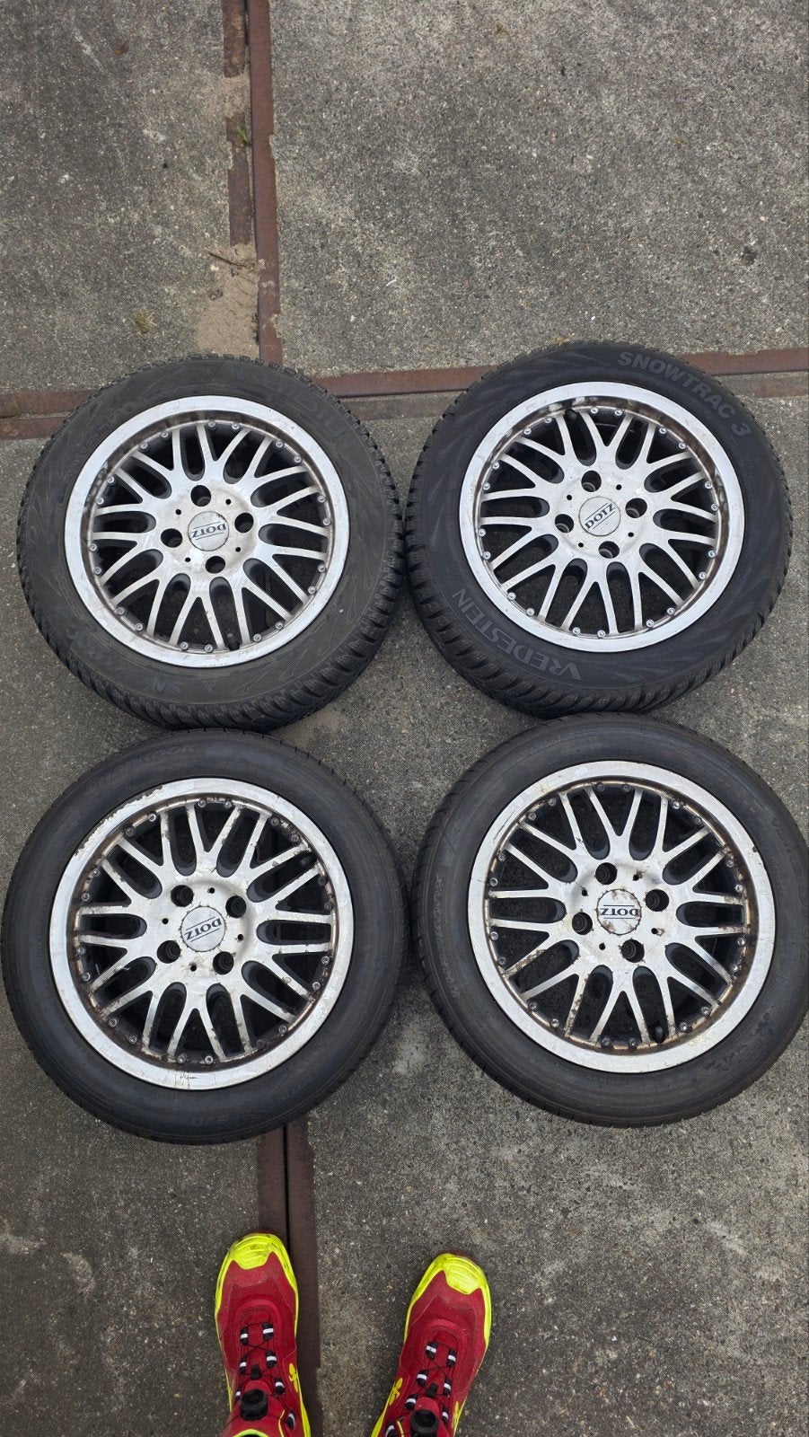 Dotz Velgen 15 inch met Banden (4x108), Ophalen, Gebruikt