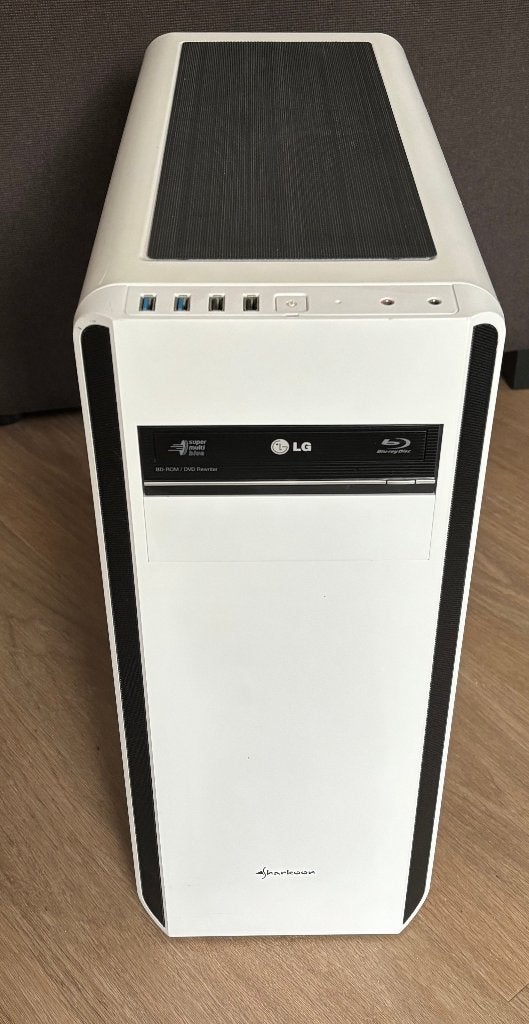 mijn PC van januari 2016, Computers en Software, 2 tot 3 Ghz, Ophalen of Verzenden, Zo goed als nieuw, Met videokaart