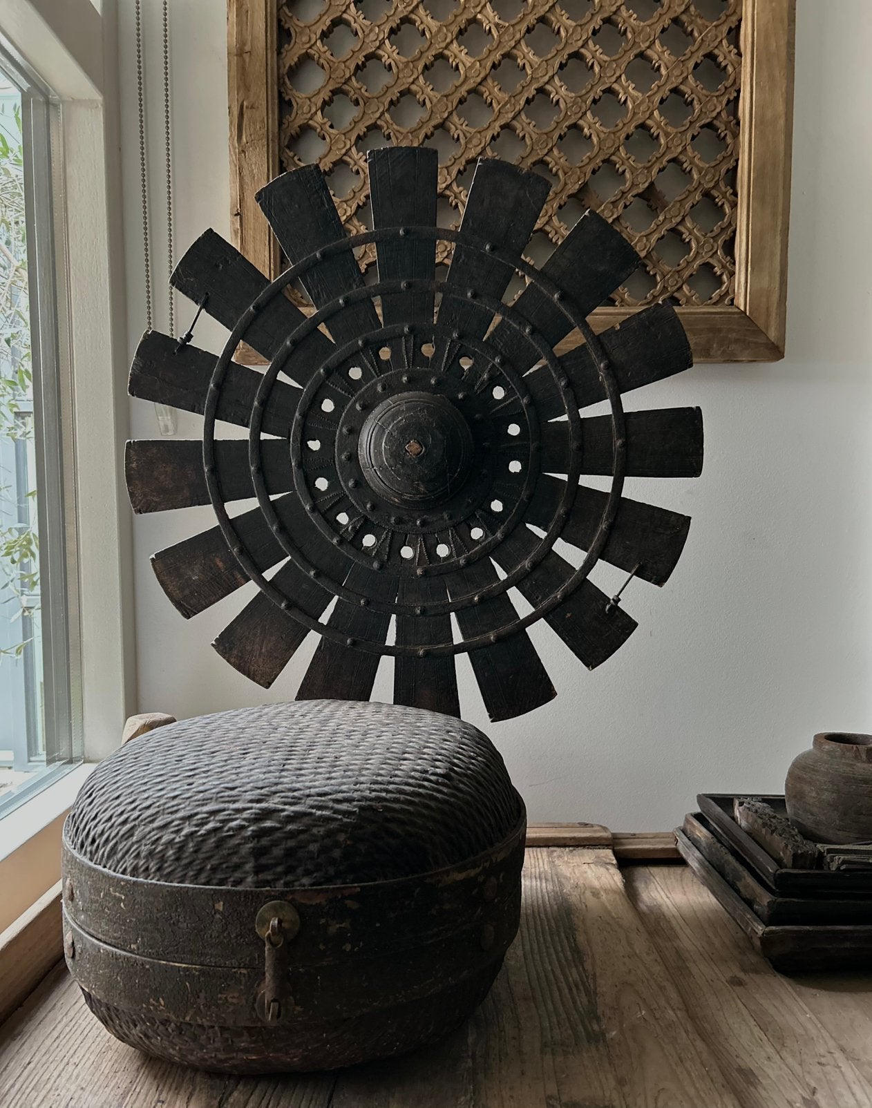 Oud houten ornament India oostrrs sober sleets imperfect, Ophalen