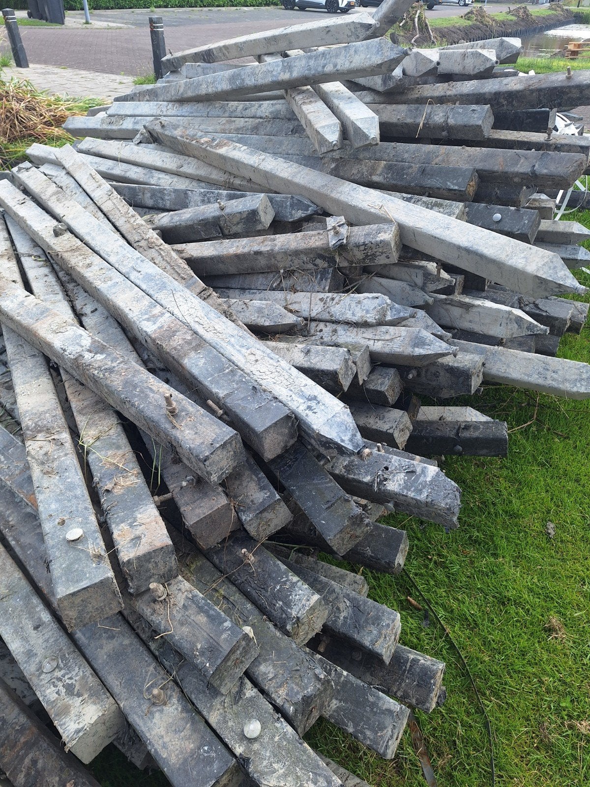 Getrokken kunststof palen 7x7x200 cm, ca. 200-220 stuks, Tuin en Terras, Palen, Balken en Planken, Ophalen, Gebruikt, 180 tot 250 cm