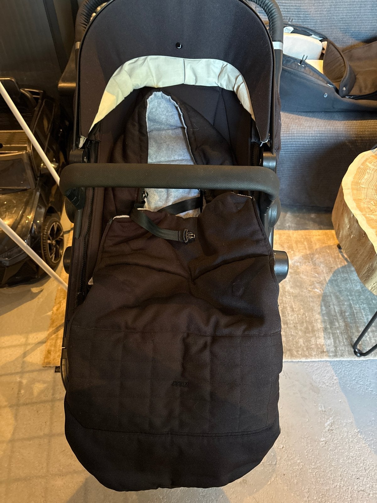 Joolz Day+ plus kinderwagen met reiswieg, accessoires black, Zo goed als nieuw, Combiwagen, Met reiswieg, Ophalen