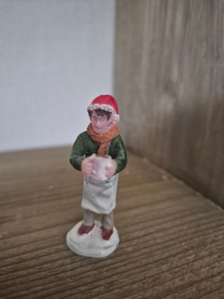 Lemax figuur 31 kerstdorp kersthuisjes, Diversen, Kerst, Ophalen of Verzenden, Zo goed als nieuw
