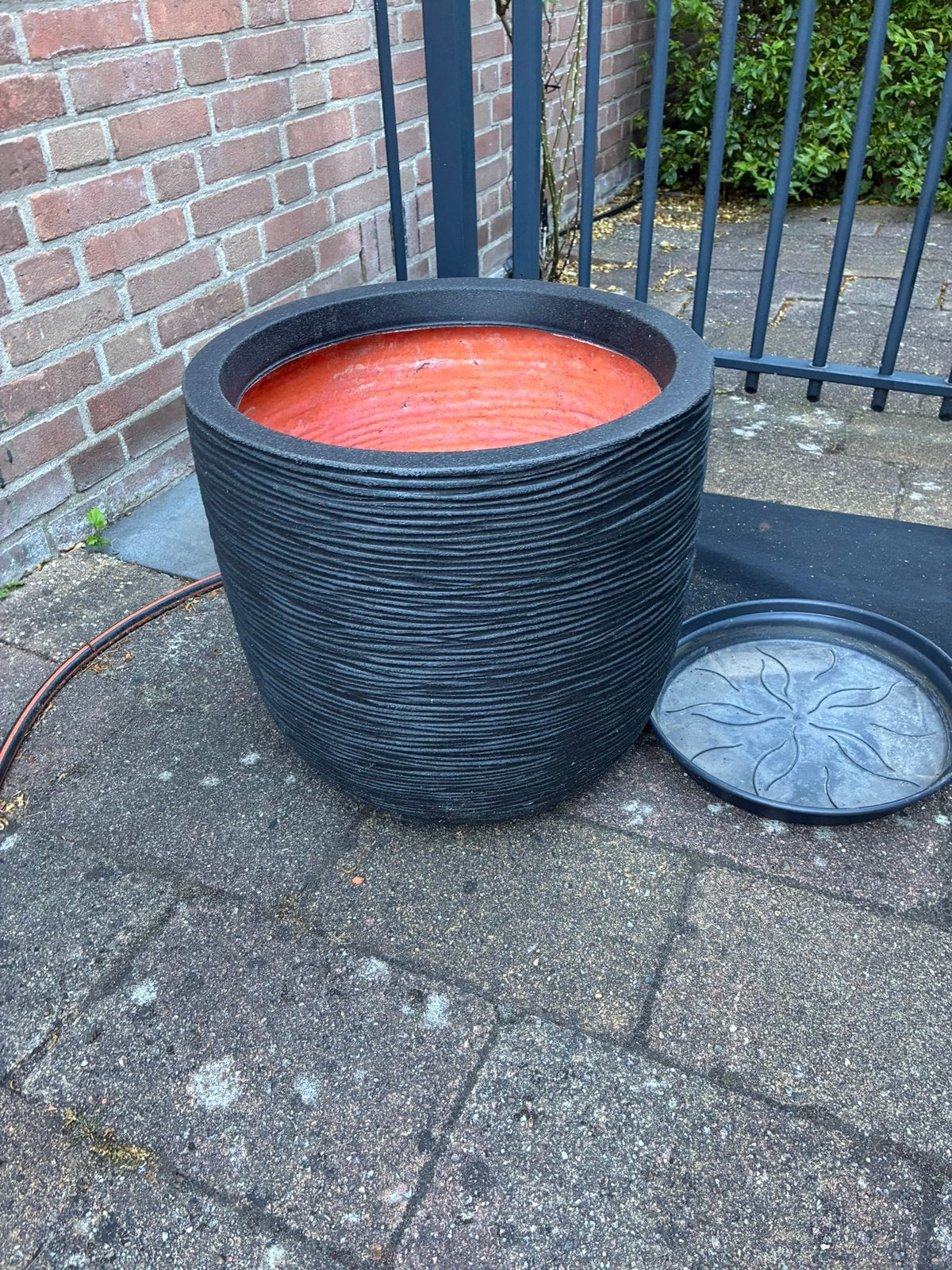 Plantenbak binnen of buiten, Tuin en Terras, Bloembakken en Plantenbakken, Ophalen, Kunststof, Minder dan 60 cm, Rond