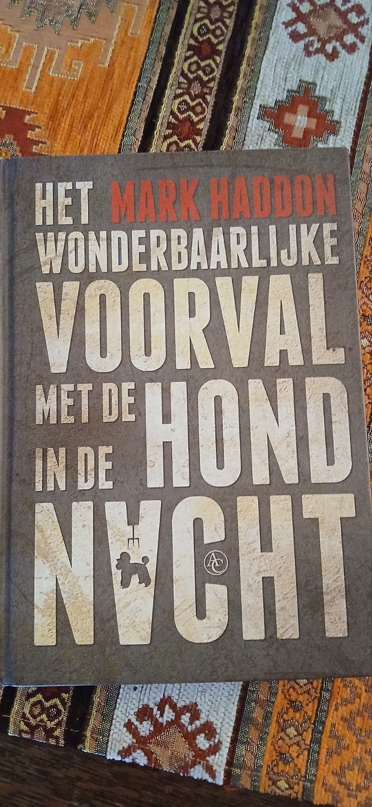 Het wonderbaarlijke voorval met de hond in de nacht-Mark Ha, Ophalen of Verzenden, Zo goed als nieuw, Mark haddon