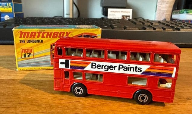 Matchbox superfast 17B the Londoner Berger Paints in doos, Verzenden, Gebruikt, Bus of Vrachtwagen