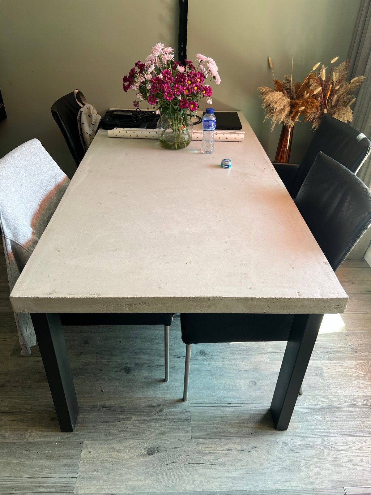 Betontafel Xooon 190x90 met optionele salontafel, Overige materialen, Gebruikt, 150 tot 200 cm, Vier personen
