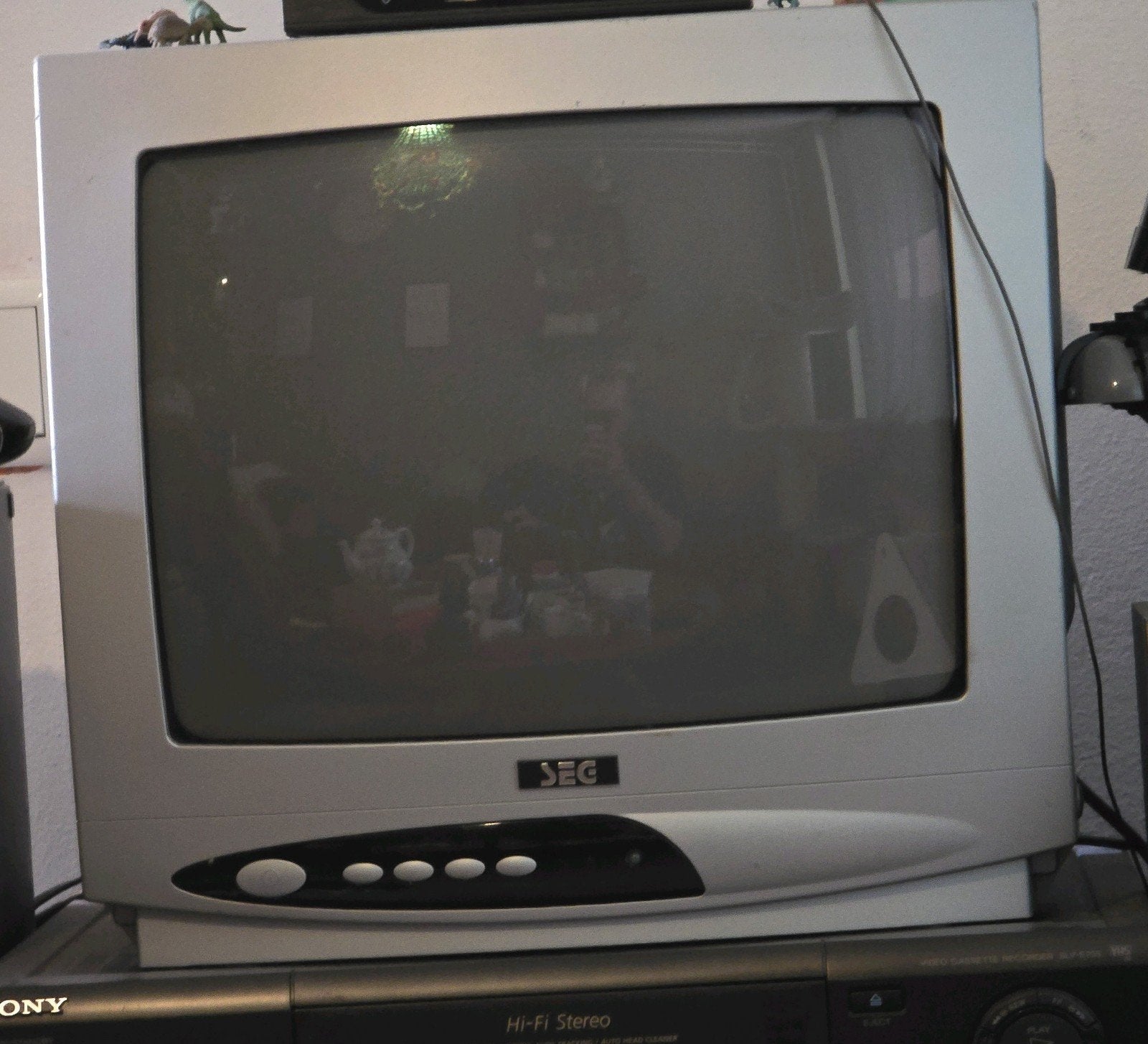 SEG CRT TV 14inch, Ophalen, Zo goed als nieuw, Minder dan 40 cm, Overige merken