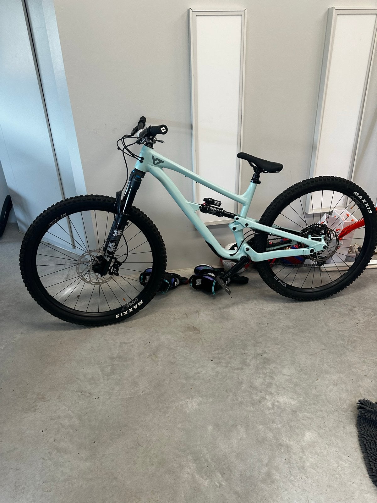 DT Swiss M1900 MTB Wielset 29 inch met hubs en spaken, Fietsen en Brommers, Fietsonderdelen, Wiel, Ophalen of Verzenden, Zo goed als nieuw