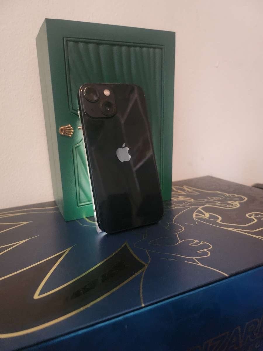 Foto 4 van iPhone 13 mini met nieuw scherm en batterij